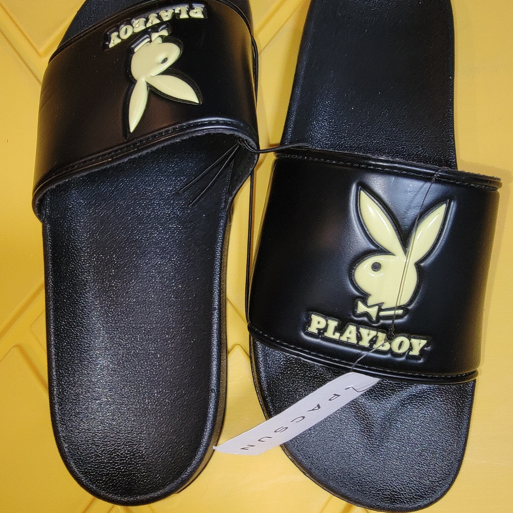 PacSun Kids Black and Yellow Slide Sandals